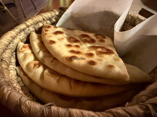 pita at Mezzeluna in Cotati