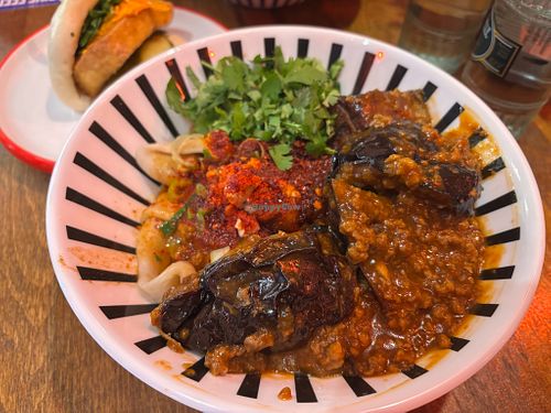 Aubergine & vegan meat at Wen Cheng Frankfurt in Frankfurt