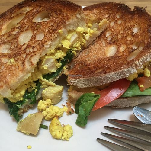 scrambled tofu on toast  at Kin Cafe Vegetarian in London