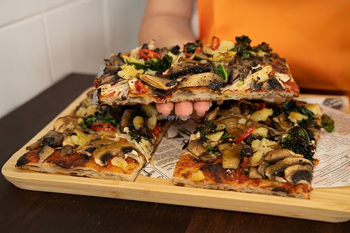 Vegan Mushroom
Champignon, portobello & enoki mushrooms, kale, mild chili, roasted sweet potatoes, tomato sauce at Ta Ta Ta Pizza in Bondi Junction