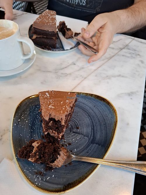 Vegan cake at Nea's in Glasgow