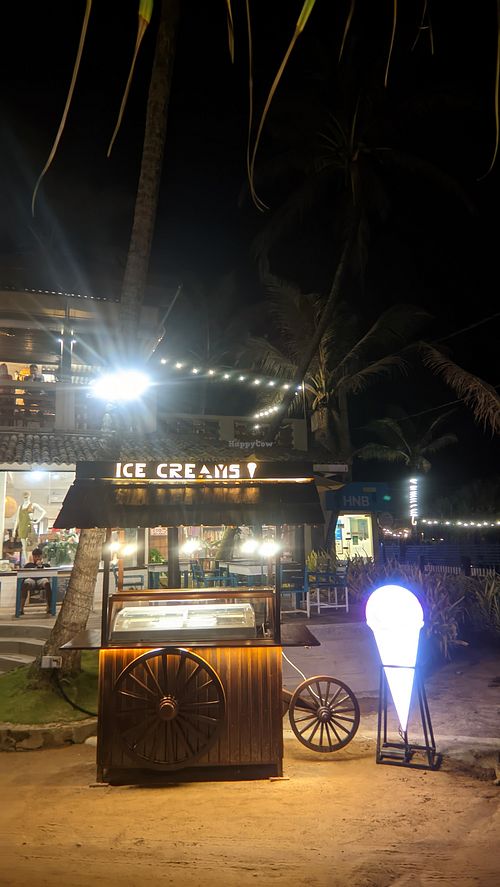 Vegan Ice cream cart at the doctor's house at Wafflecreamery Vegan Gelato Ice Cream in Matara