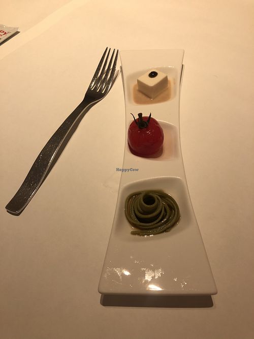 Appetizer bottom upwards at Sufood 舒果 in Central Singapore