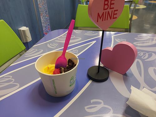 Color changing spoons at U-Swirl Frozen Yogurt in Waco
