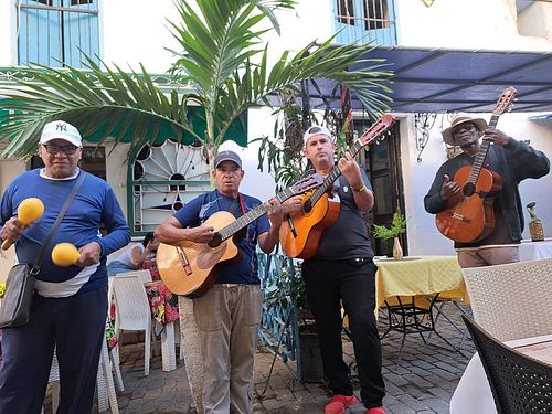 at Esther no es un cafe in Havana