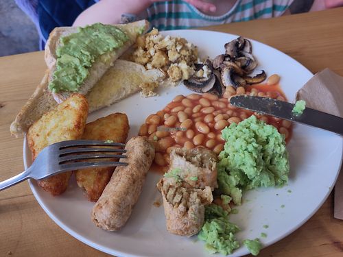 Vegan breakfast at Cafe Moki in Leicester