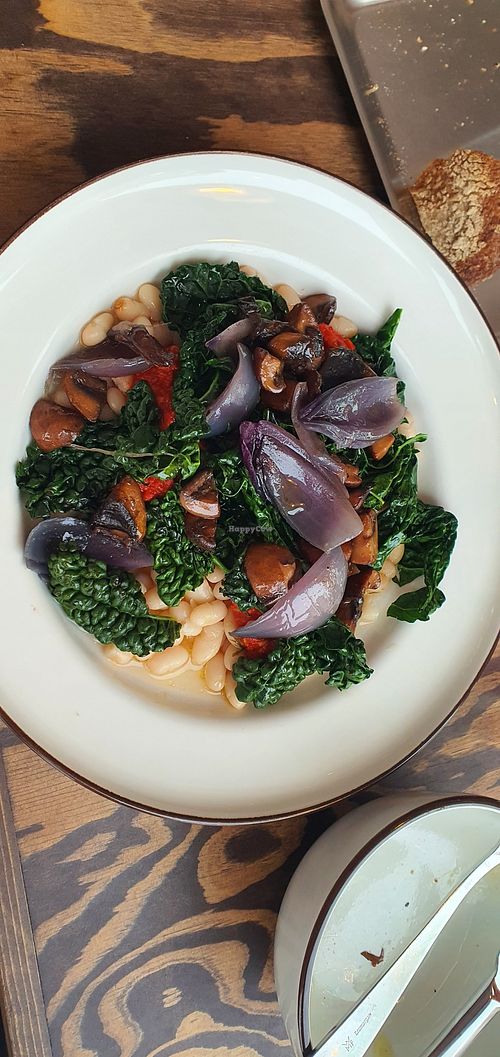 Beans, keel, union, mushrooms and ajvar. at Varv in Skåne Län