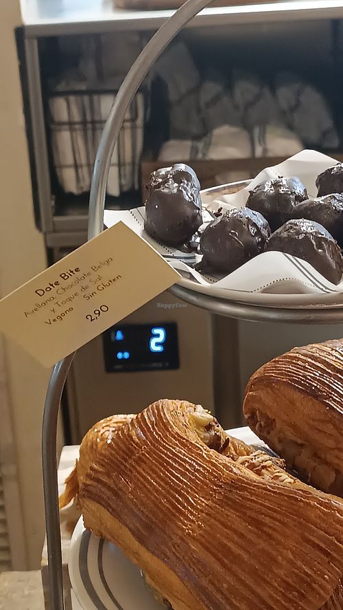 Date Bite at Lady Babka in Catalunya