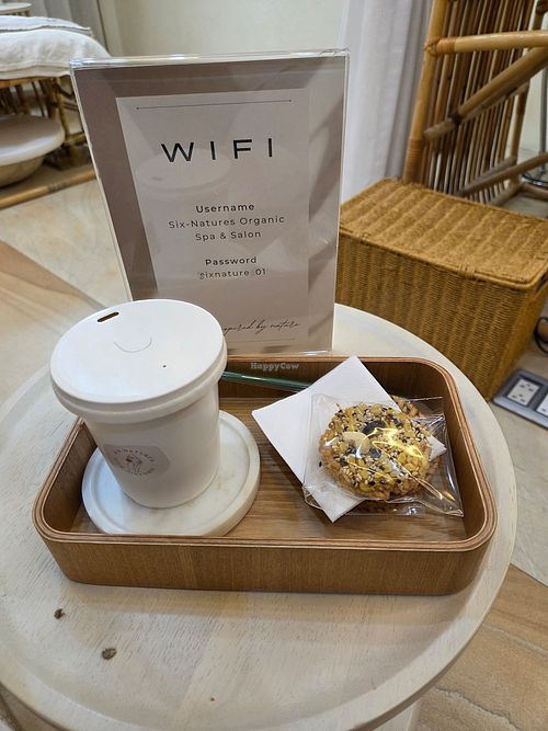 Tea and treat at Six-Natures Organic Nail Spa (Nimman9) in Chiang Mai