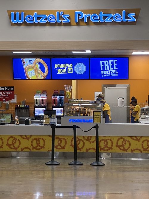 Place   at Wetzel's Pretzels in Mobile