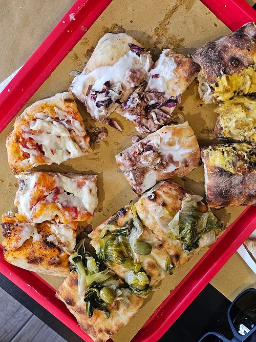 4 varieties on one tray at Mo' Veggo in Rome