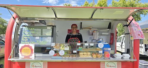 The pop up van at the Williamstown Farmers Market at Cherry Pie - American Dessert Pies in Melbourne