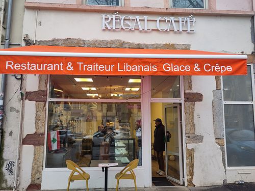  at Régal Café in Lyon