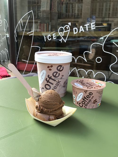 Coffee Break ice cream at Café iceDate in Munich