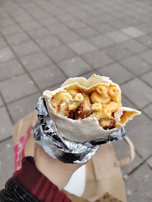 Plant-based schwrap at Schnitzery Frankfurt am Main in Frankfurt