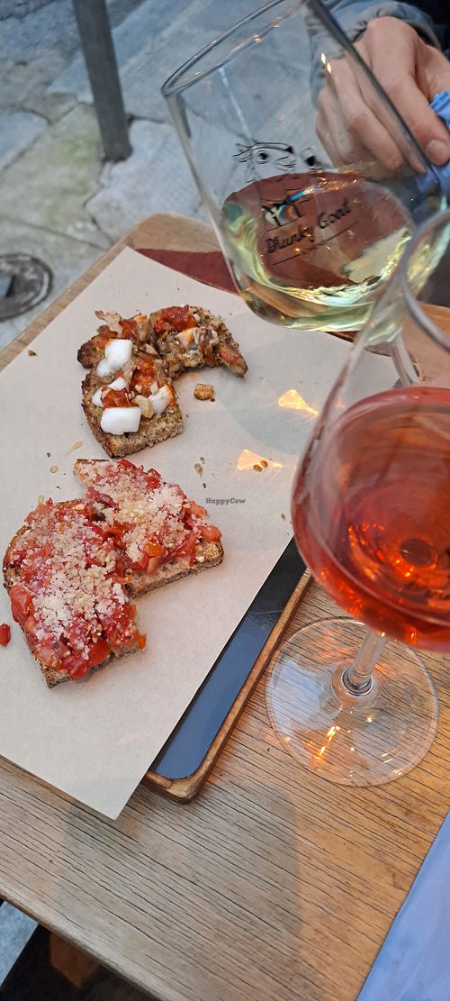 Vegan bruschettas at Drunky Goat in Athens