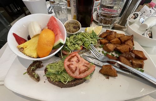 Avo-Toast  at Universel Déjeuners et Grillades in Montreal
