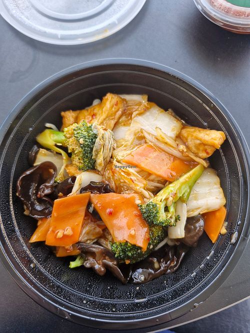 Mixed veg & Tofu in Garlic and chilli sauce at Do Eat Manchester in Manchester
