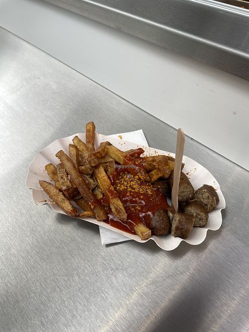 Vegane Curry Wurst  at Extra Würstel  in Vienna