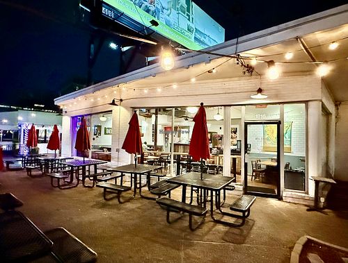 Outdoor Seating at Bell Street Burritos in Atlanta