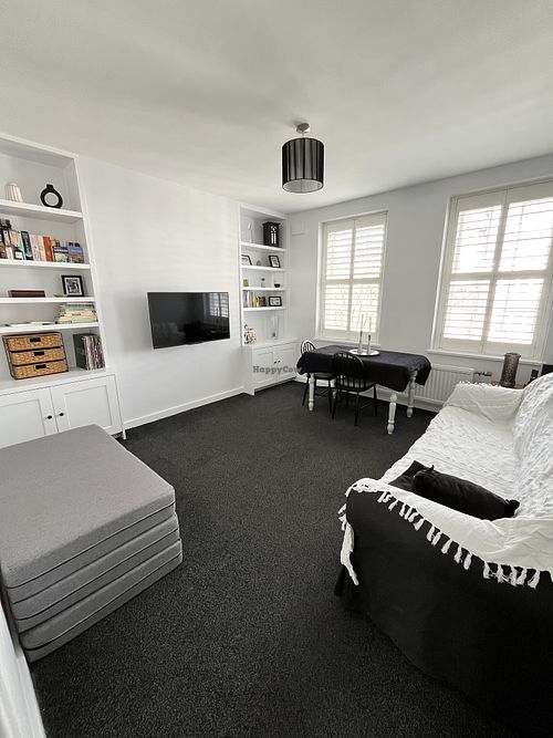 Shared living room   at London Vegan Host in North London