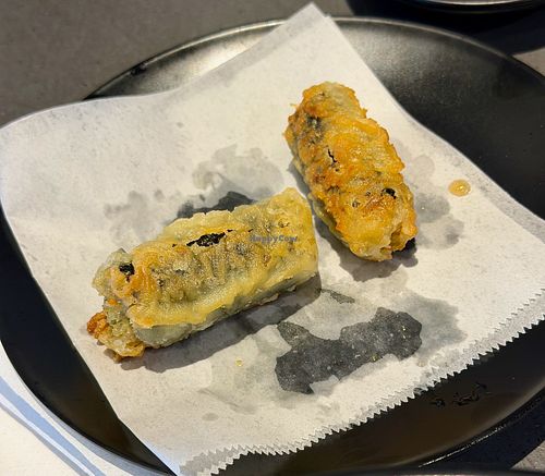 Veggie Kimbap (Korean sushi roll with vegetables) at Cafe Moon in Kihei