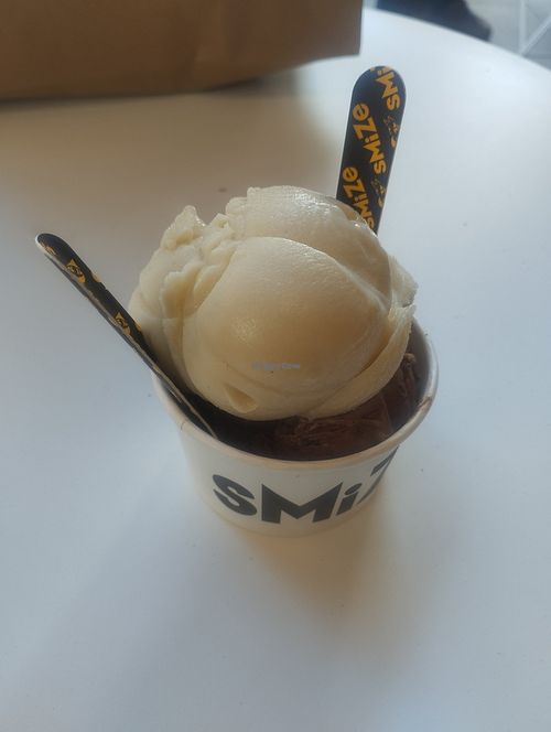 Ice cream at SMiZE & DREAM  in Sydney