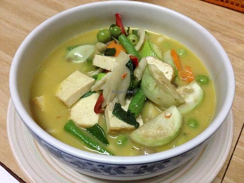 Green curry with mixed vegetables. at Mea Nuu Vegetarian Food in Pattaya