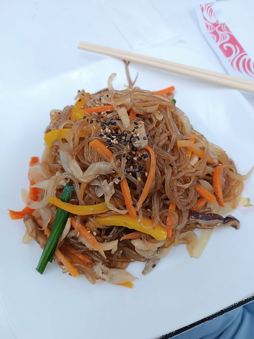 Japchae sem carne at Yun food in Sao Paulo