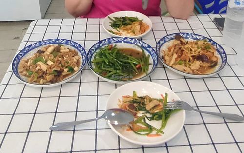 Pad Kra Pow, morning glory, pad khing at Eat Gently, Bake Gently - กินละมุน อบละไม in Bangkok