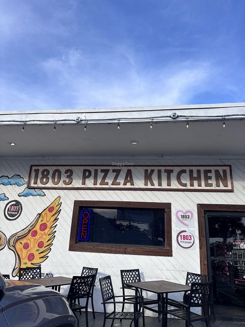 outside   at 1803 Pizza/Kitchen in Orlando