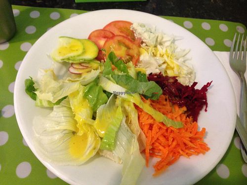 Some of the salad's options on Thursday: lettuce, carrot, beetroot, cabbage, tomatoes, zucchini, radish, tofu's cream - with mustard dressing.
 at Vegg's Restaurante in Sao Paulo