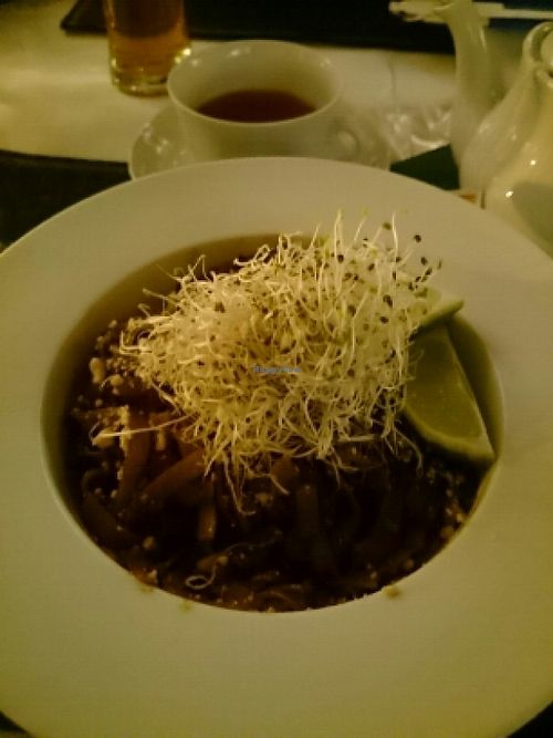 Wegański pad thai at Zielona Pracownia in Poznan