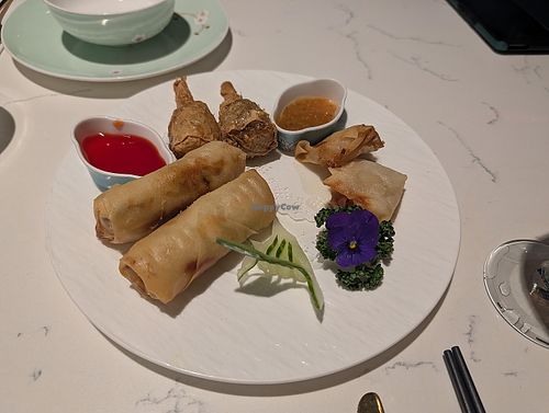 Small vegan platter at OISOI Bar & Restaurant in Sheffield
