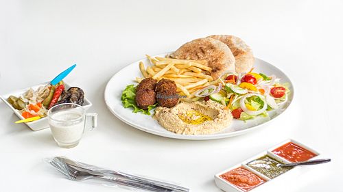 falafel plate at TTK Restaurant in Pai