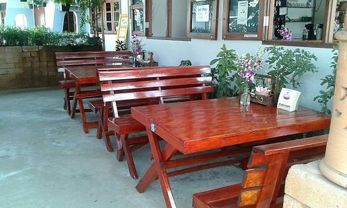 garden side right at TTK Restaurant in Pai