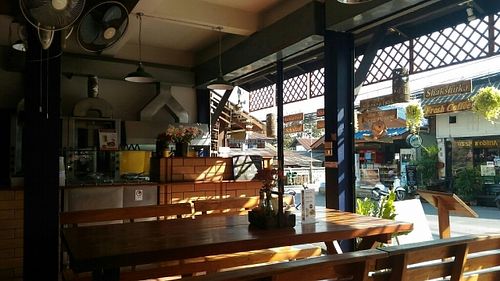 Pleasant surroundings at TTK Restaurant in Pai