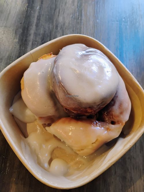 Cinnamon rolls are the best I have ever had!  Vegan!  What!!! 😲. Must try! at Cafe Omni in Bremerton