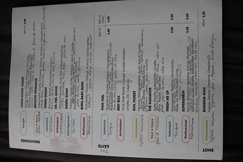 Their menu back in 2014
smoothies & juices
(sorry for the french notes!) at Daluma in Berlin