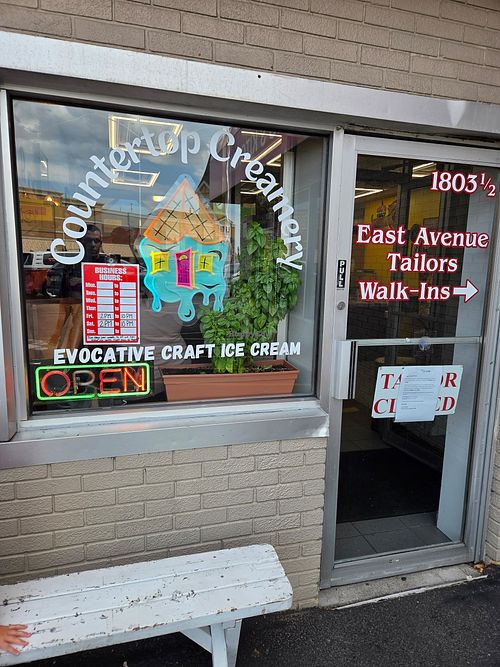 Front door at Countertop Creamery in Rochester