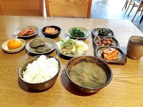 ";today's maji"; set at Maji - 마지 in Seoul