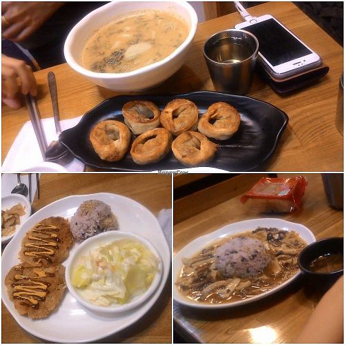 Rice cake soup 떡국, fried dumplings 구운만두, tonkatsu 돈까스 and mushroom rice 버섯덮밥 were all delicious!! at Babione - 바비오네 in Seoul