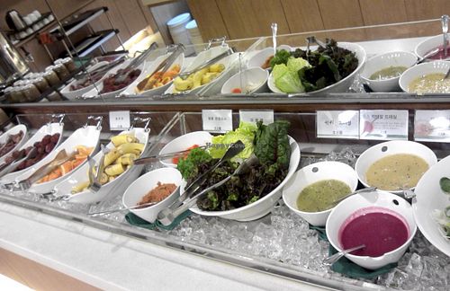 The salad section at Hyosowon in Seoul