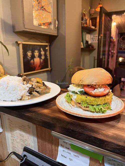Blessed todu x Wake Bites Burger  at Gulay ni Sinang in Coron
