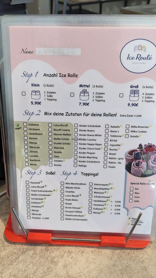 Menu/ordering sheet at Ice Roulé in Munich