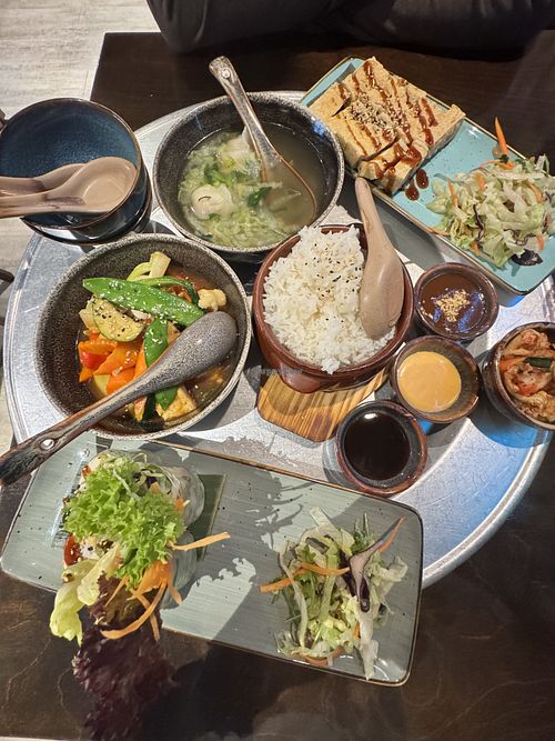 Veggie family plate  at Viet Nhat Hochheim  in Hochheim Am Main