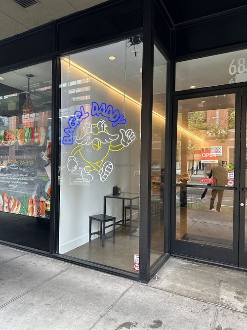 Front doorr  at Bagel Daddy in San Francisco