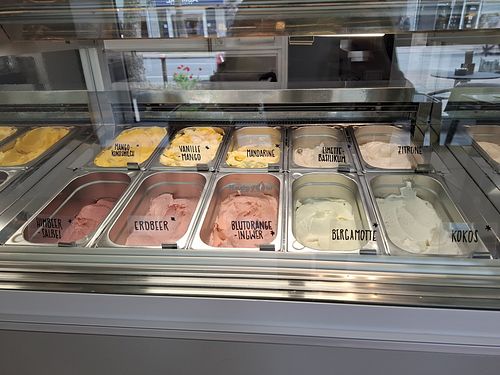 Auswahl der Fruchtsorten at sicurini - gelato e caffè  in Muenster
