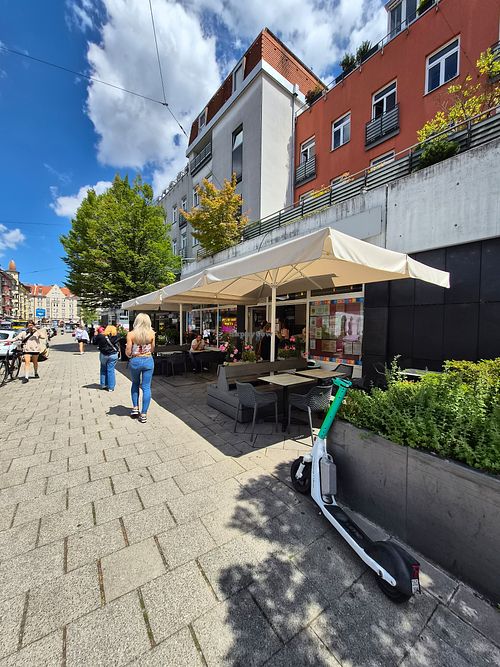  at Eisbrunnen in Munich