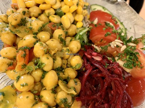 salad buffet at Heller's Vegetarisches Restaurant & Cafe in Mannheim